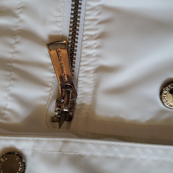 MK Coat - Picture 2 of 7